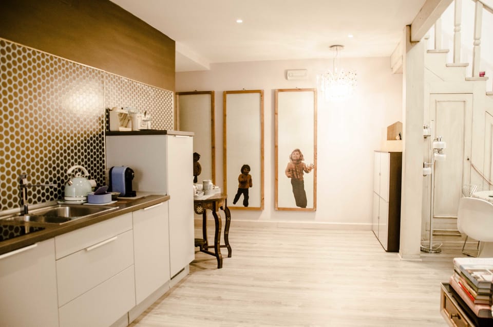 Deluxe Suite (Santa Brigida) | Private kitchen | Fridge, stovetop, espresso maker, coffee/tea maker