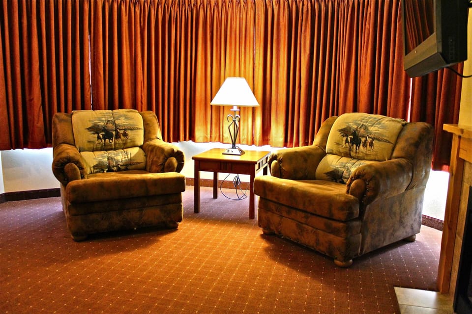 Premium bedding, pillowtop beds, desk, blackout drapes