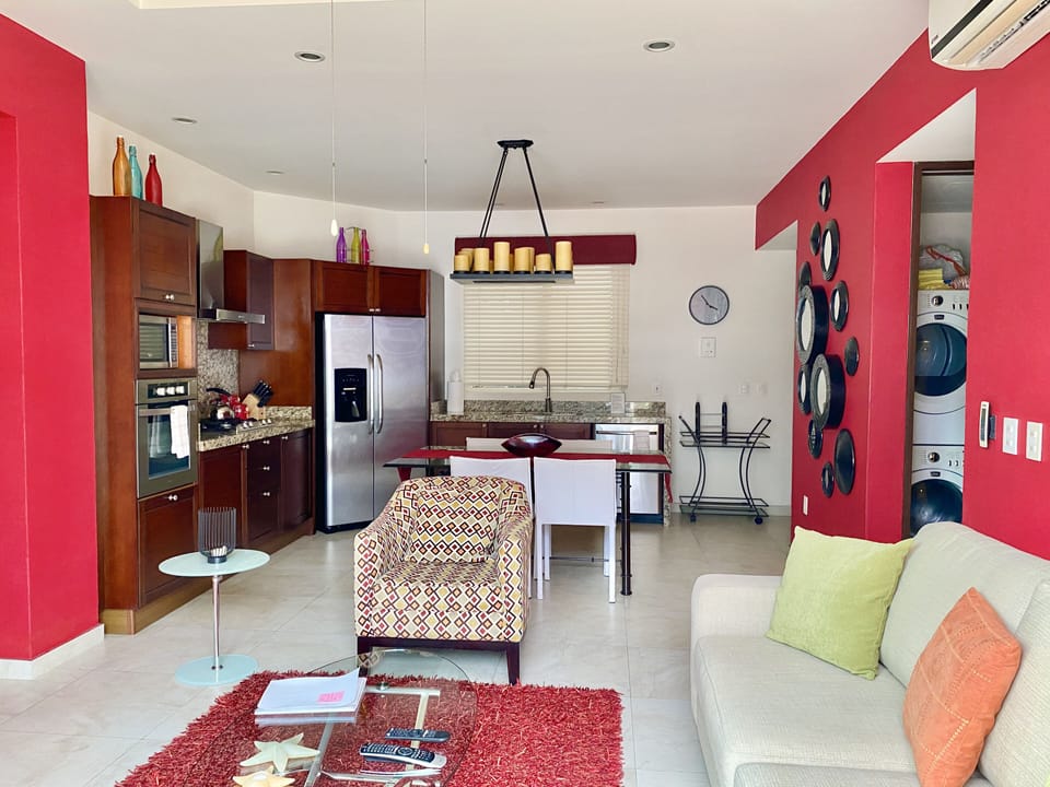 Comfort Condo, Kitchen, Ocean View | Living area | Flat-screen TV