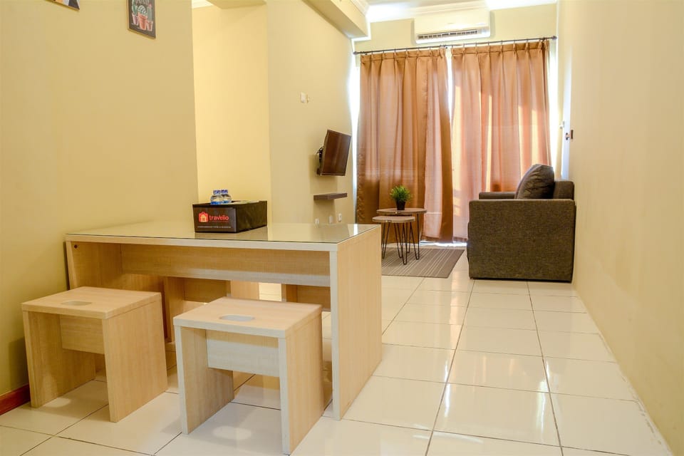 Standard Apartment, 3 Bedrooms | Living area | Flat-screen TV