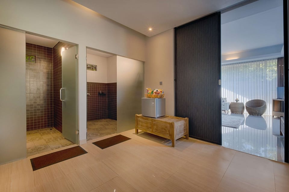 Luxury Villa, 1 Bedroom, Private Pool, Pool View | Bathroom | Free toiletries, hair dryer, bathrobes, slippers