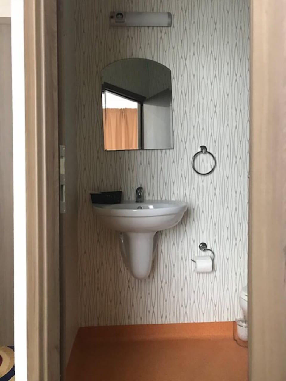 Double or Twin Room | Bathroom sink