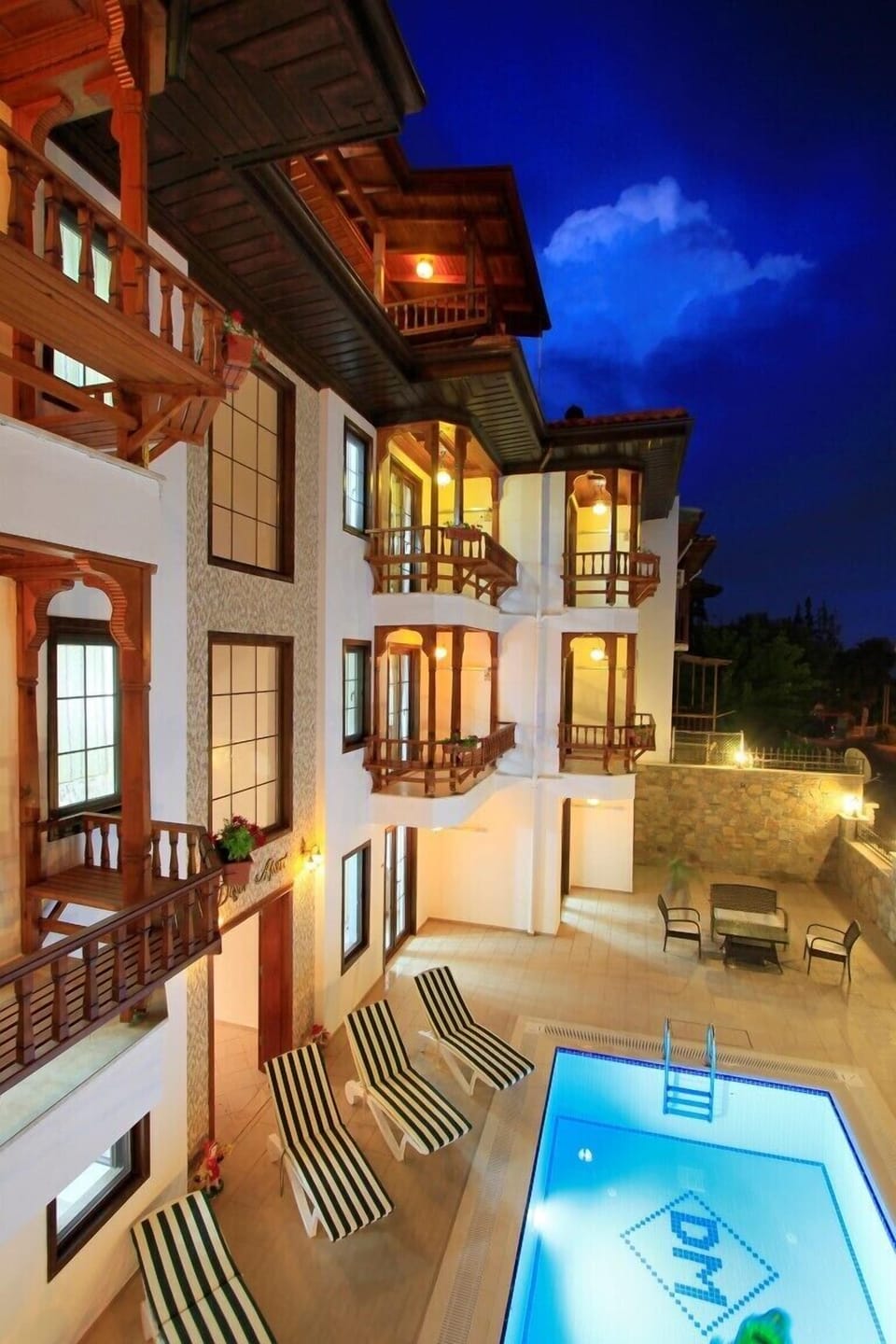 Front of property - evening/night