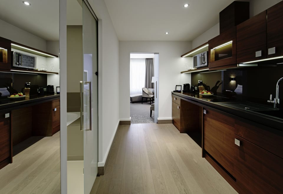 Studio | Private kitchen | Espresso maker, coffee/tea maker, electric kettle
