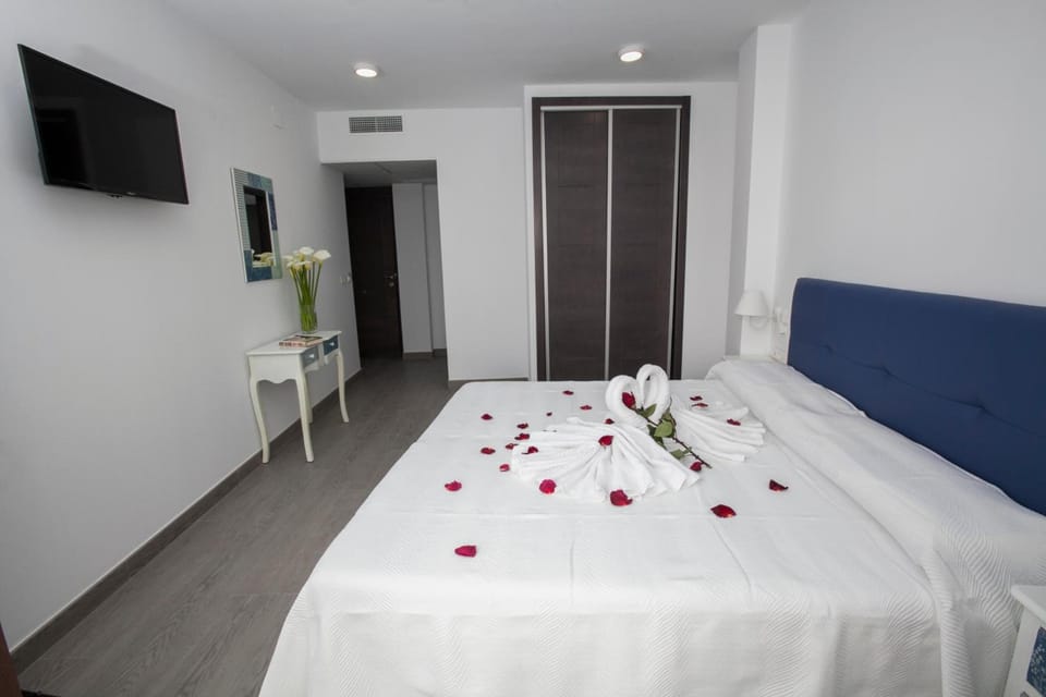 Soundproofing, free cribs/infant beds, free WiFi, wheelchair access