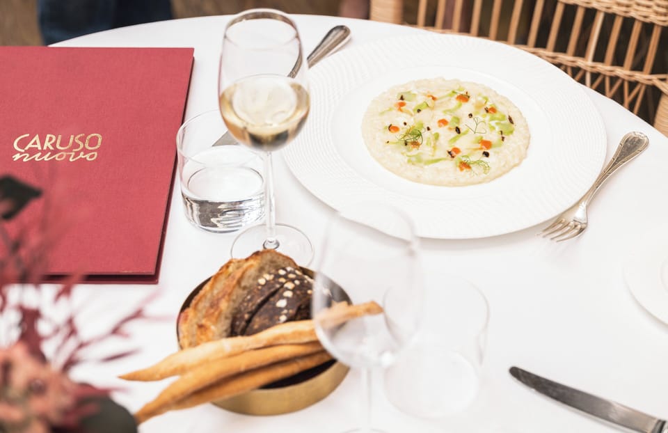 2 restaurants; breakfast, lunch, and dinner served