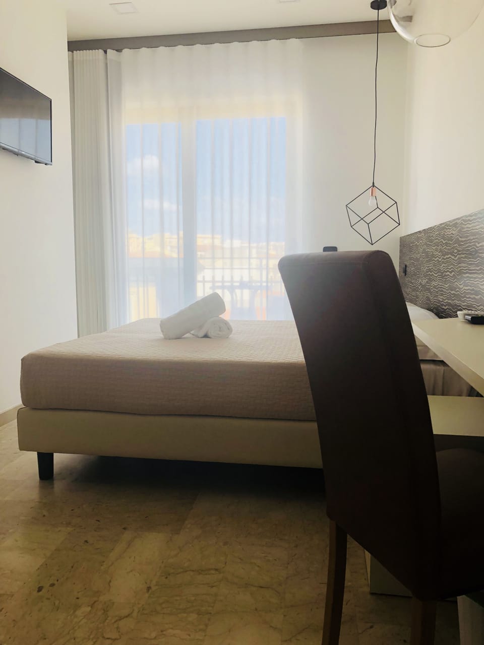 Deluxe Double or Twin Room | In-room safe, desk, soundproofing, free WiFi