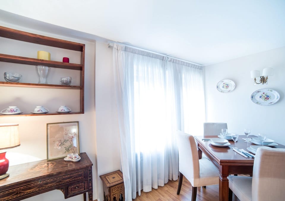 Standard Duplex, 1 Bedroom | Private kitchen | Coffee/tea maker, fridge, microwave, oven