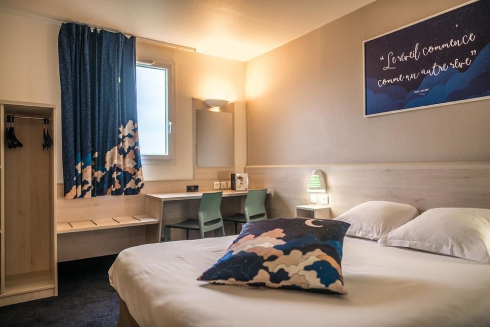 Premium bedding, Select Comfort beds, in-room safe, desk