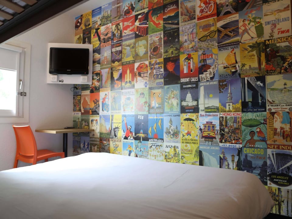 Twin Room (Duo) | Soundproofing, free WiFi, bed sheets, wheelchair access