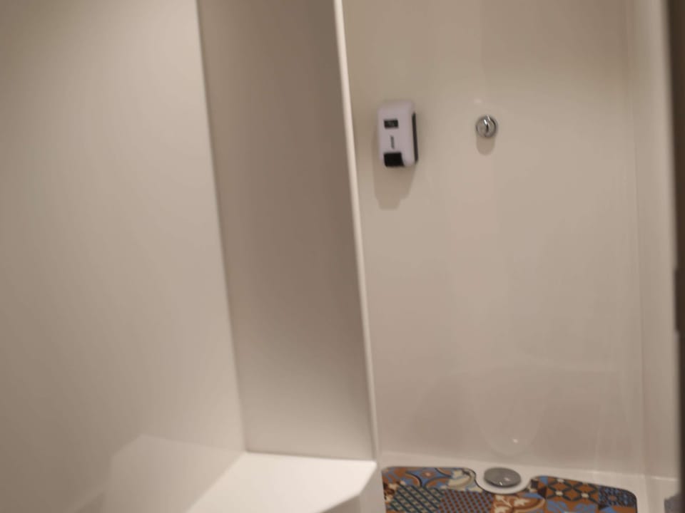 Room, Multiple Beds (Break) | Soundproofing, free WiFi, bed sheets, wheelchair access