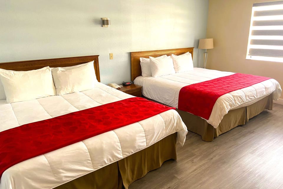 Suite, 1 Bedroom, Non Smoking | In-room safe, desk, laptop workspace, iron/ironing board