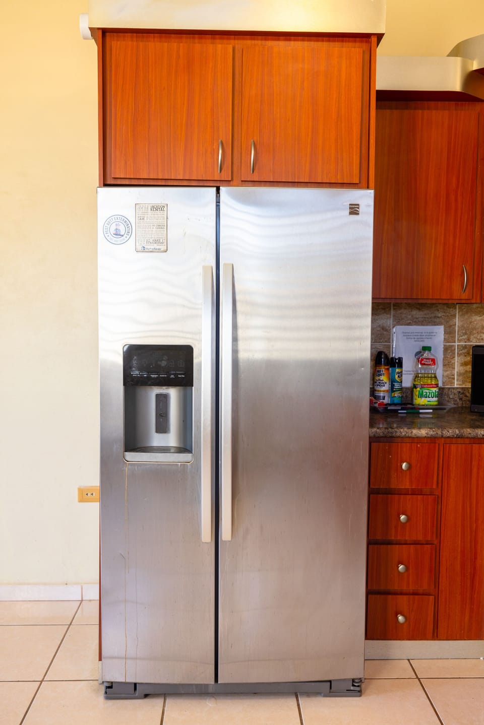 House, 3 Bedrooms | Private kitchen | Full-size fridge, microwave, oven, stovetop