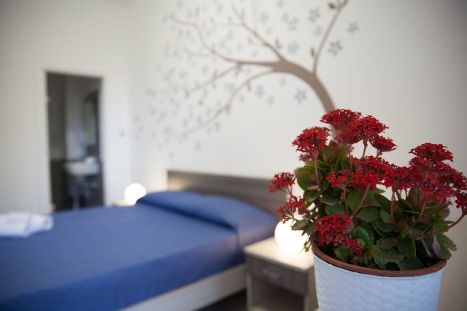 Classic Triple Room | 1 bedroom, premium bedding, down comforters, minibar