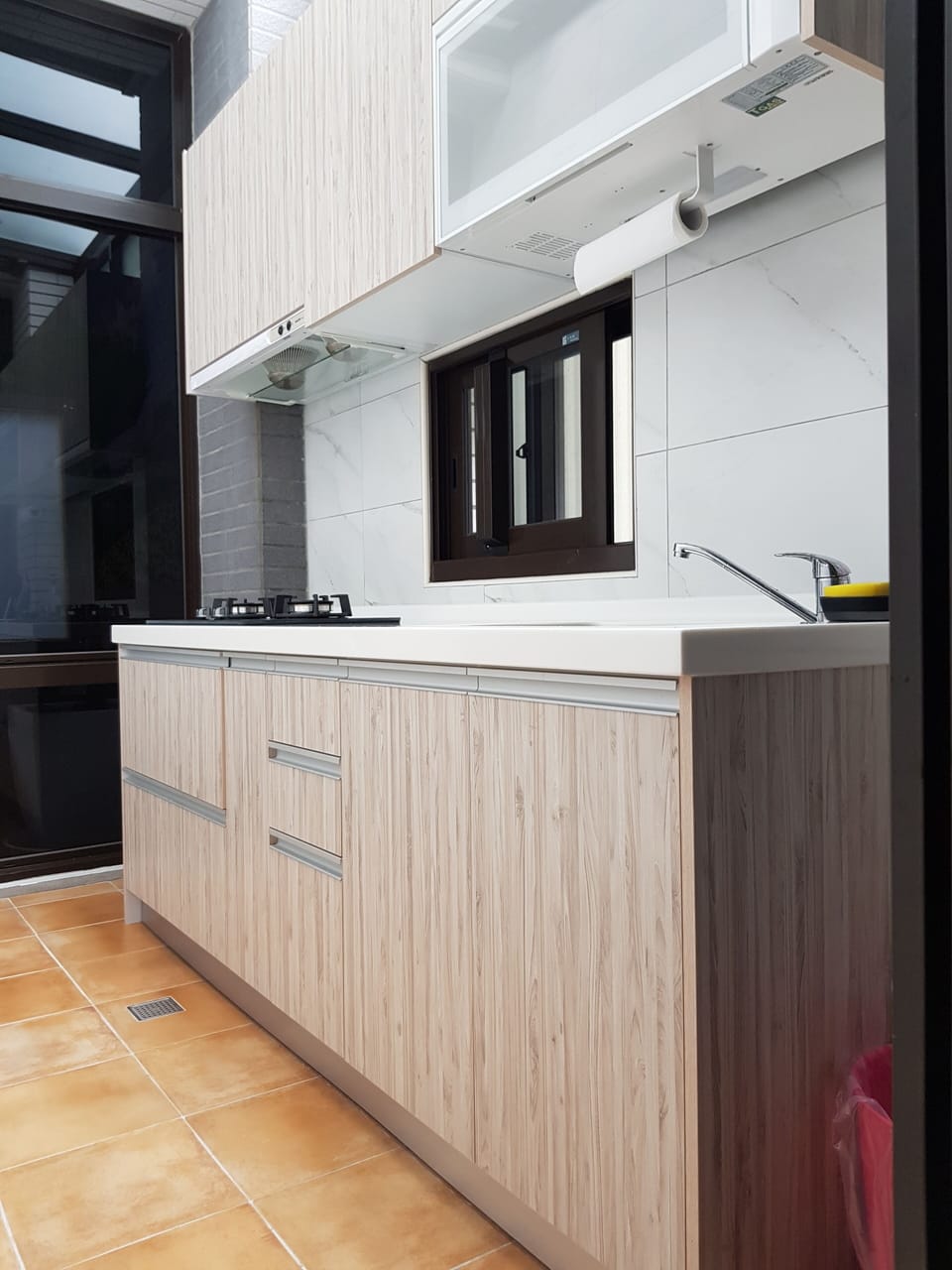 Signature Triple Room | Shared kitchen | Shared fridge