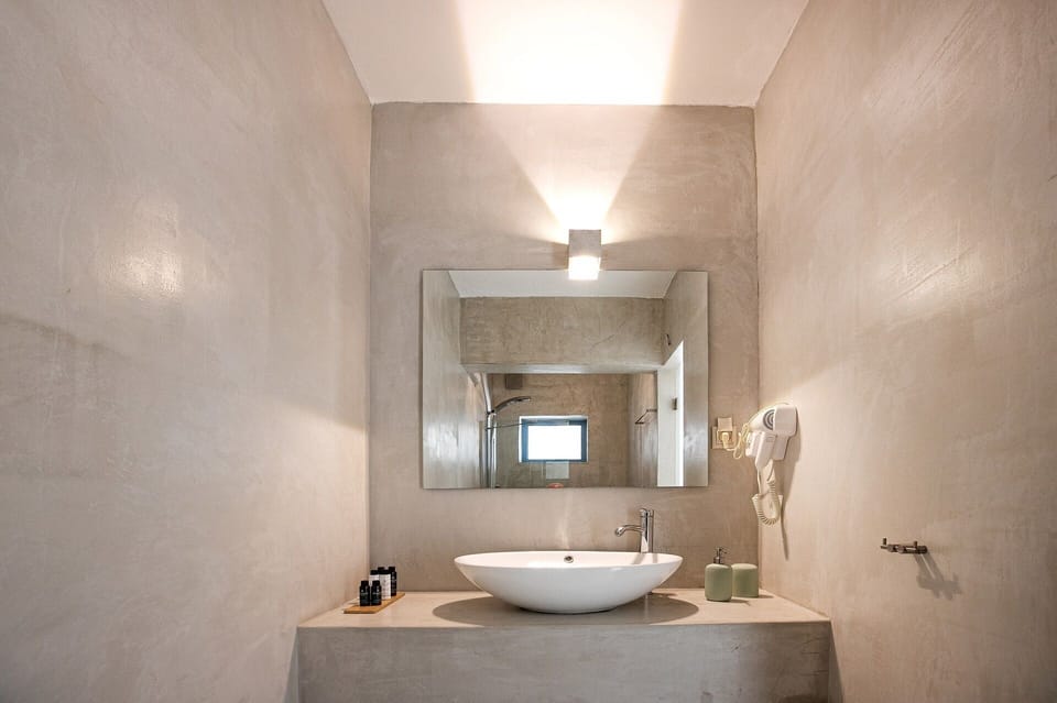 Eight Dimensions Capari Suites Elafonisos Bed and Breakfast in Peloponnese Region