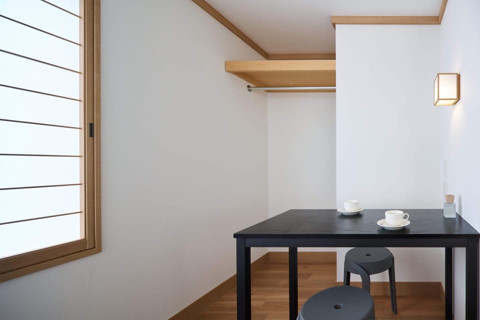 Triple Room | In-room dining