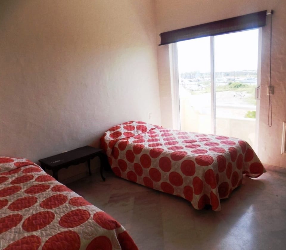 Family House, 3 Bedrooms | 3 bedrooms, free WiFi, bed sheets