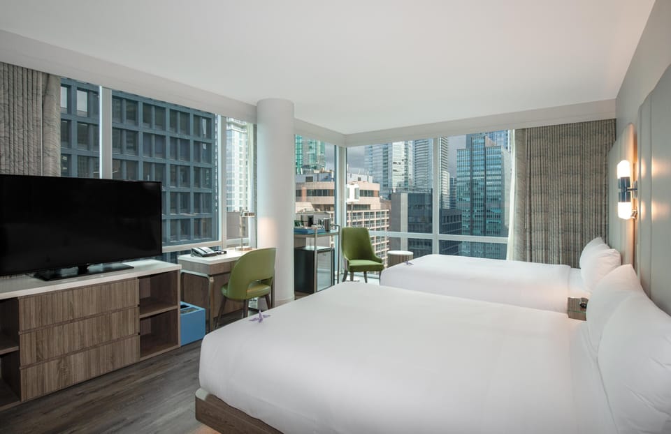 Premium bedding, in-room safe, desk, blackout drapes