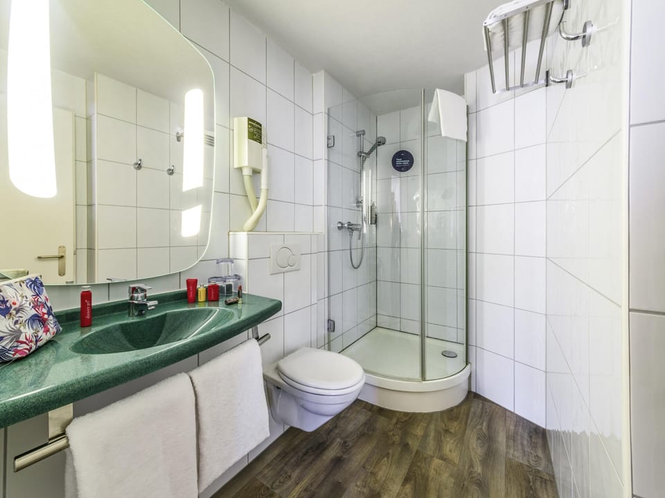 Room, 3 Twin Beds | In-room safe, desk, soundproofing, iron/ironing board
