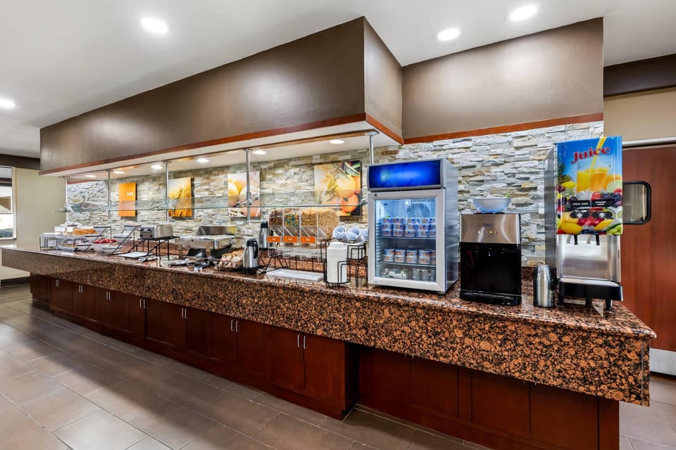 Free daily full breakfast