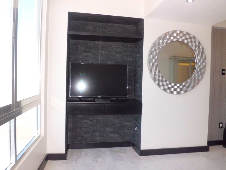 Family Condo, 2 Bedrooms | Room amenity