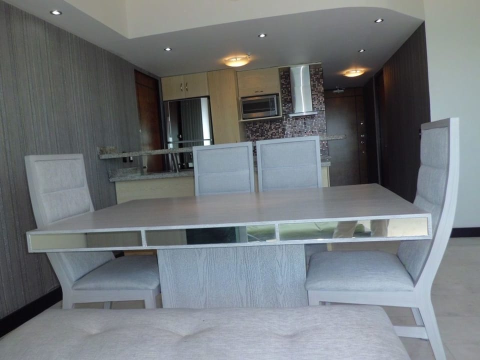 Family Condo, 2 Bedrooms | In-room dining