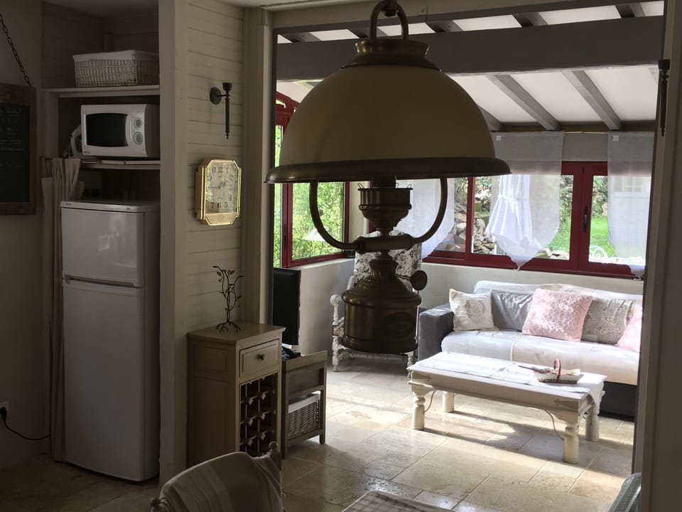 Comfort Cottage, Ensuite, Pool View | Miscellaneous