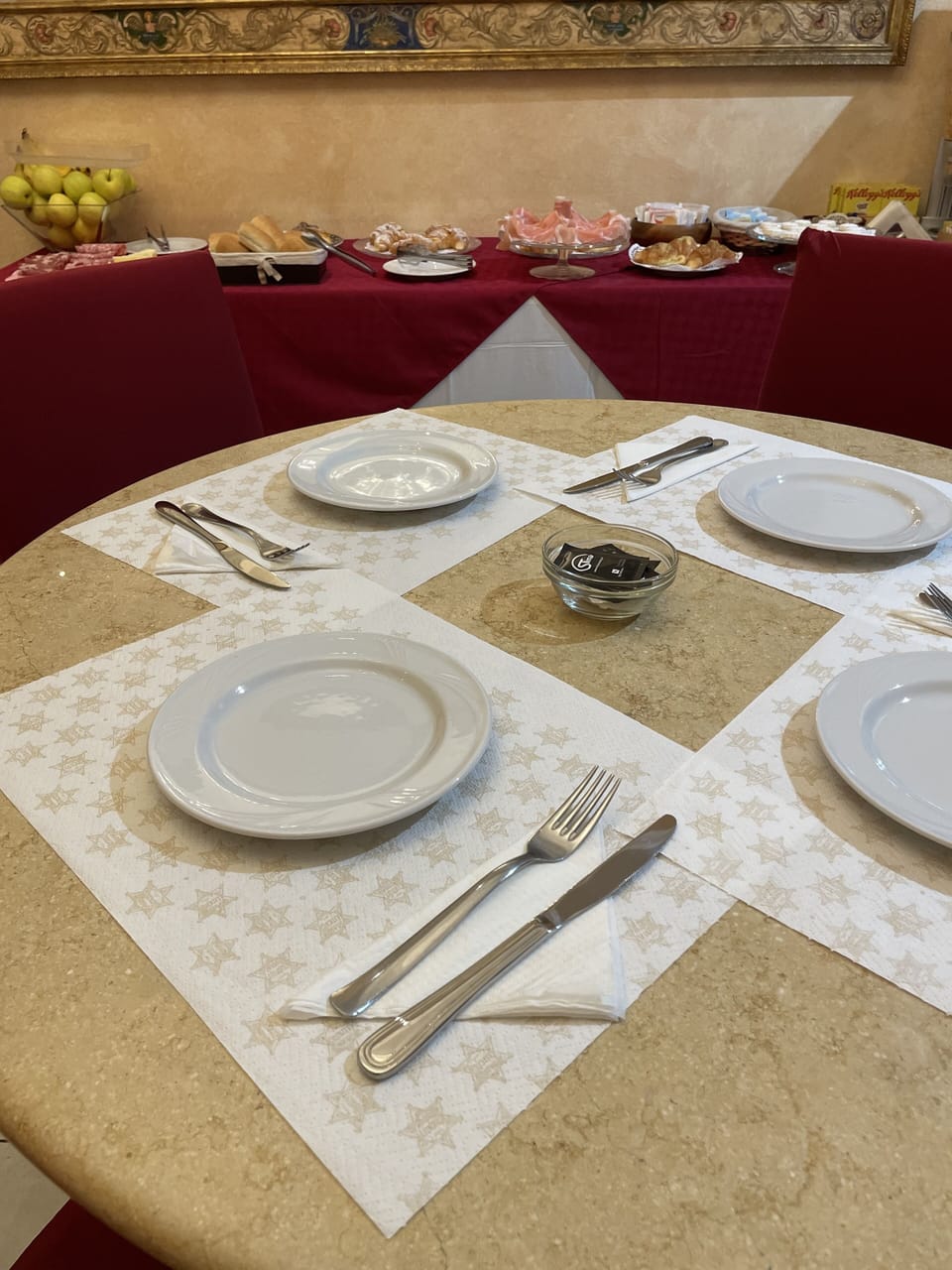 Free daily buffet breakfast
