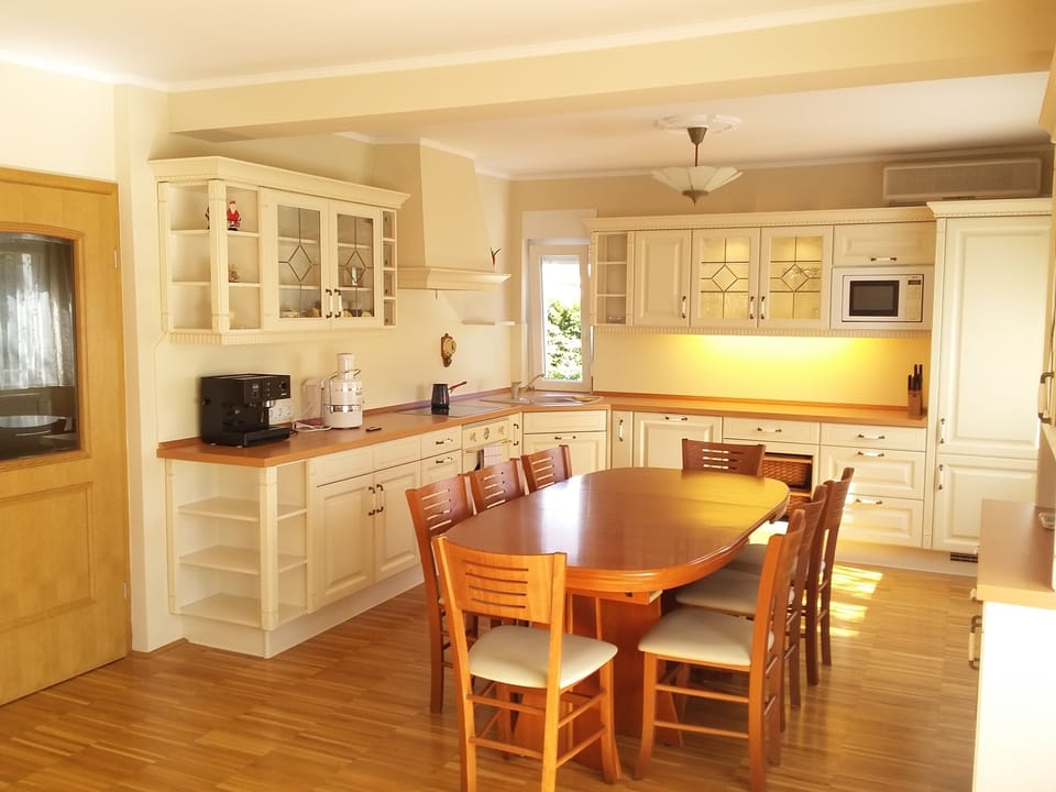 Apartment, 3 Bedrooms, Private Bathroom, Garden Area | Private kitchen | Shared fridge, microwave