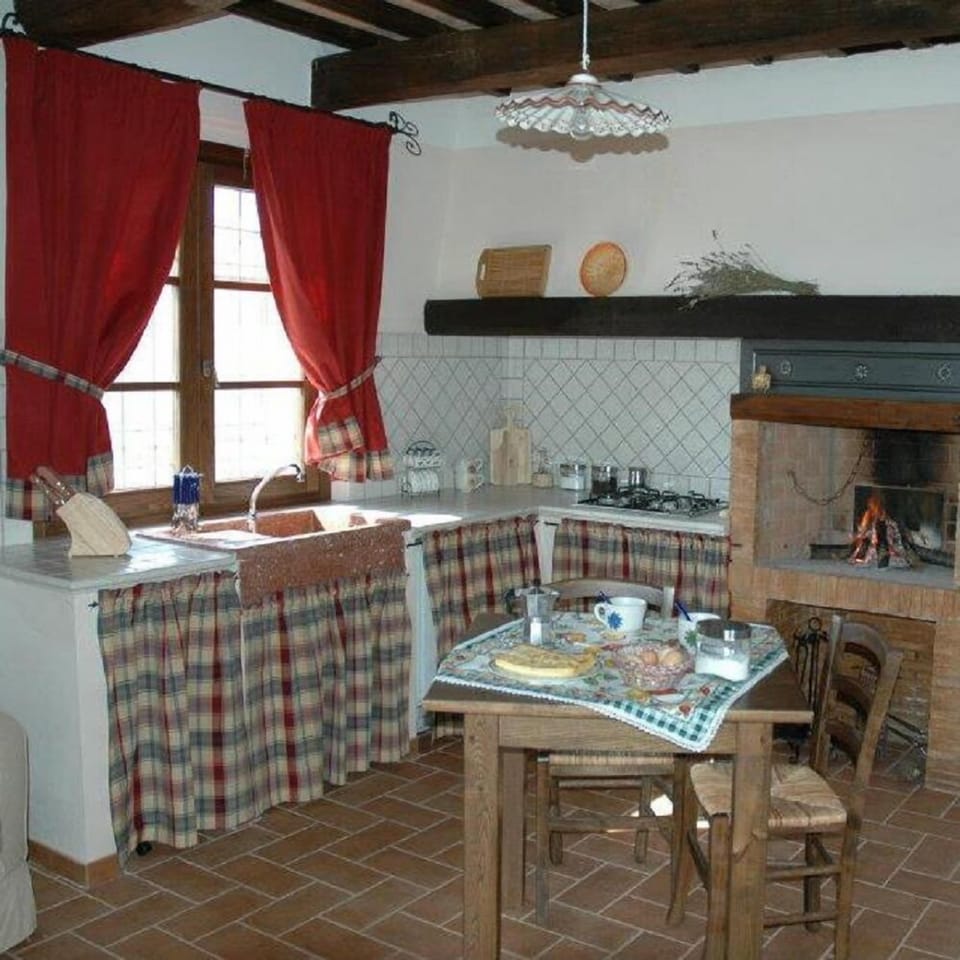 Apartment, 1 Bedroom | Private kitchen | Full-size fridge, stovetop, cookware/dishes/utensils
