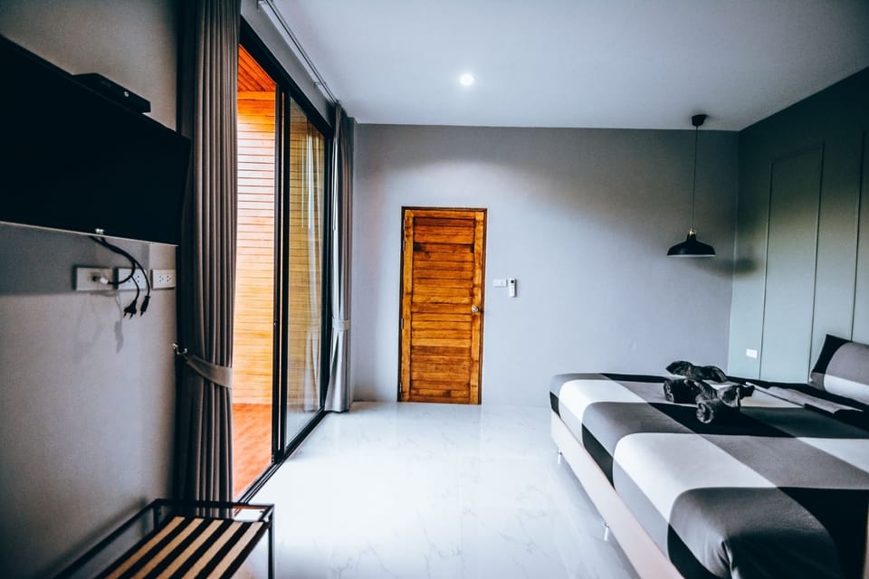 Standard Double Room with Pool View | In-room safe, free WiFi