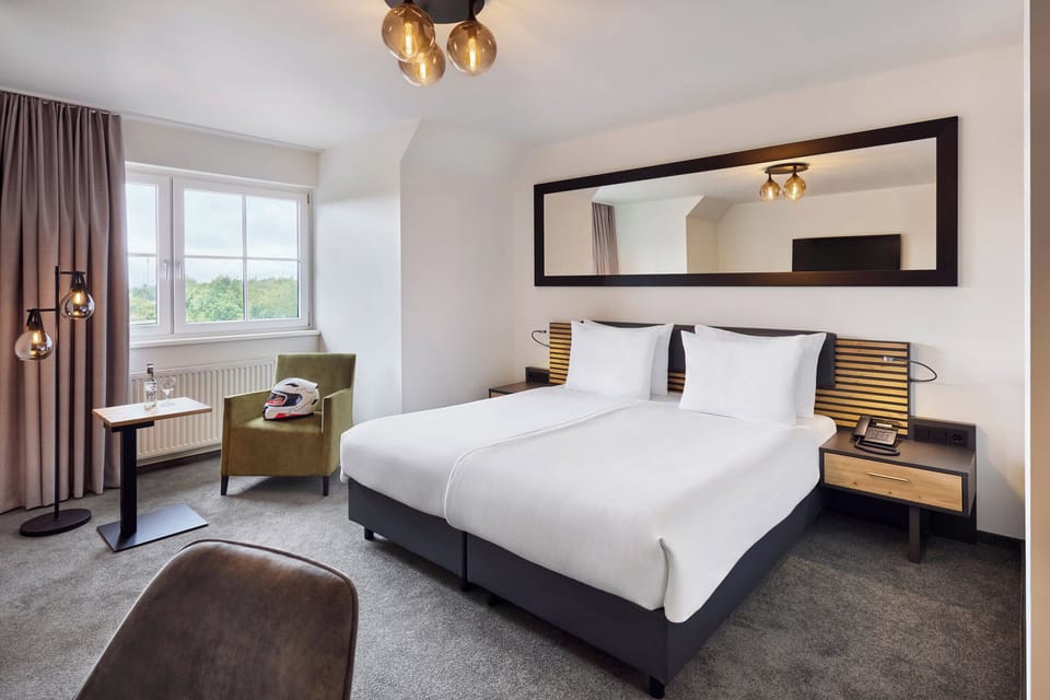 King Room | In-room safe, desk, laptop workspace, blackout drapes