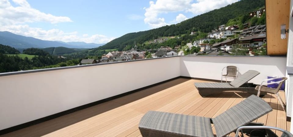 Comfort Quadruple Room | Balcony view