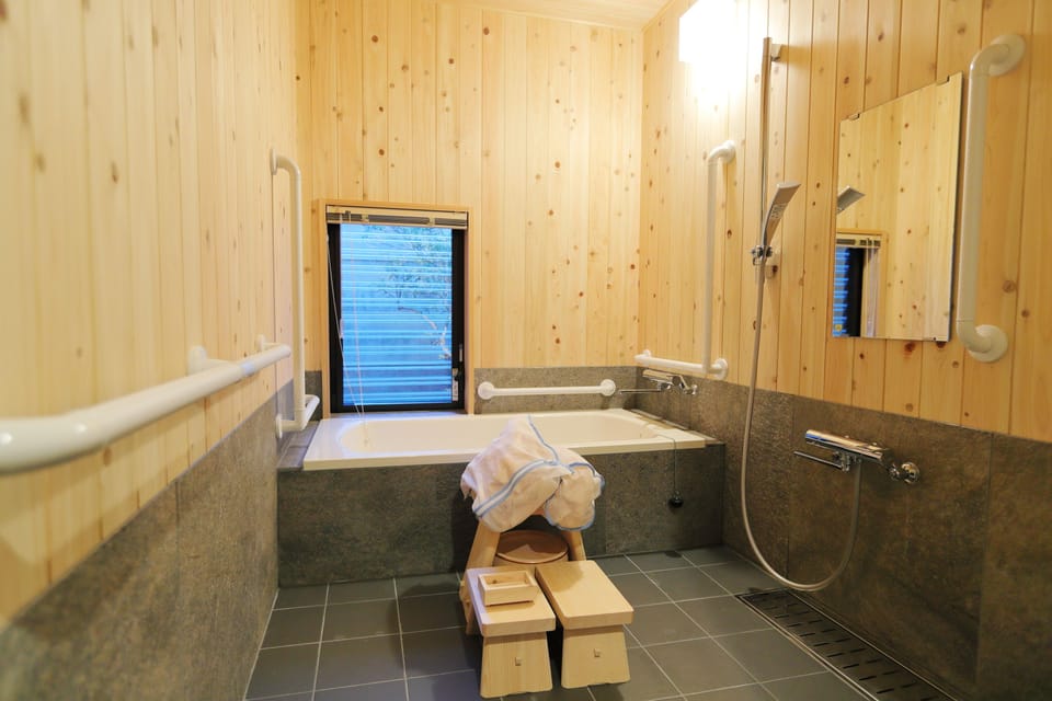 Double Room | Bathroom | Free toiletries, hair dryer, slippers, electronic bidet