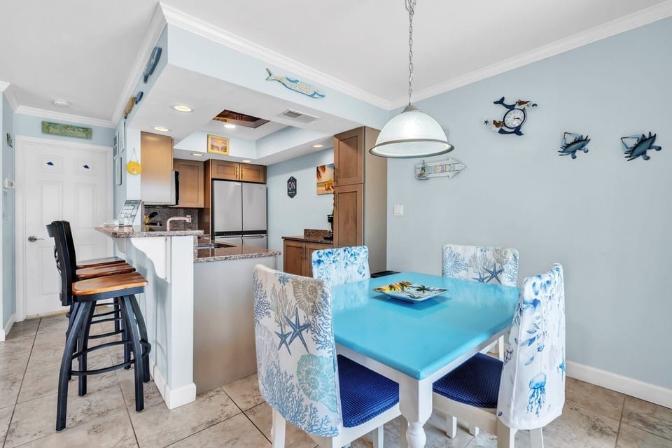 Villa, 1 Bedroom | Dining