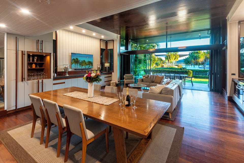 House, 4 Bedrooms | 4 bedrooms, individually decorated, individually furnished, desk