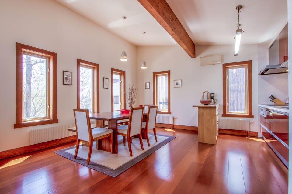 Townhome, 3 Bedrooms | Private kitchenette | Fridge, microwave, stovetop, dishwasher