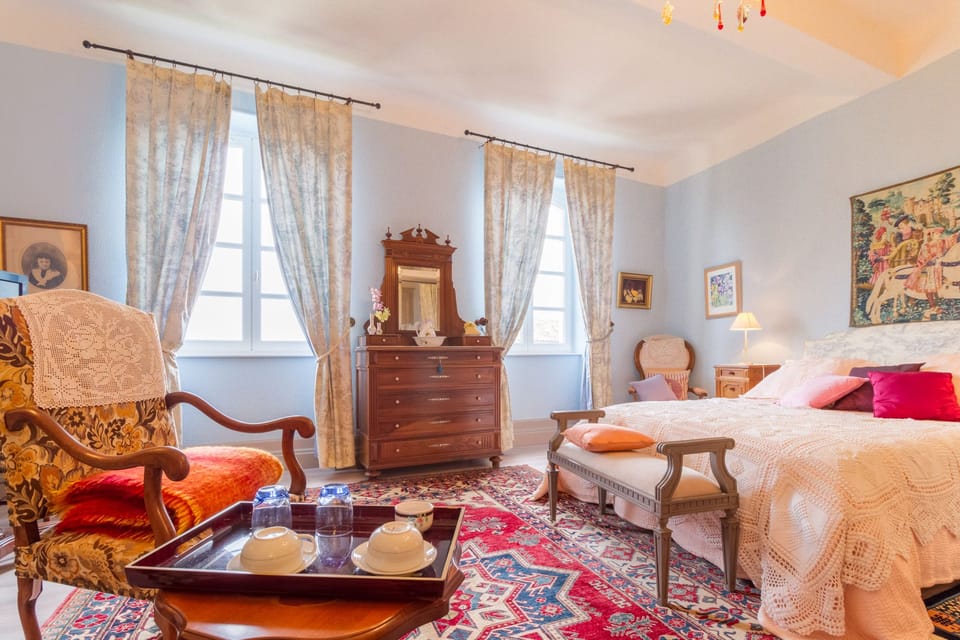 Comfort Double Room (BLEU) | Individually decorated, individually furnished, desk, laptop workspace