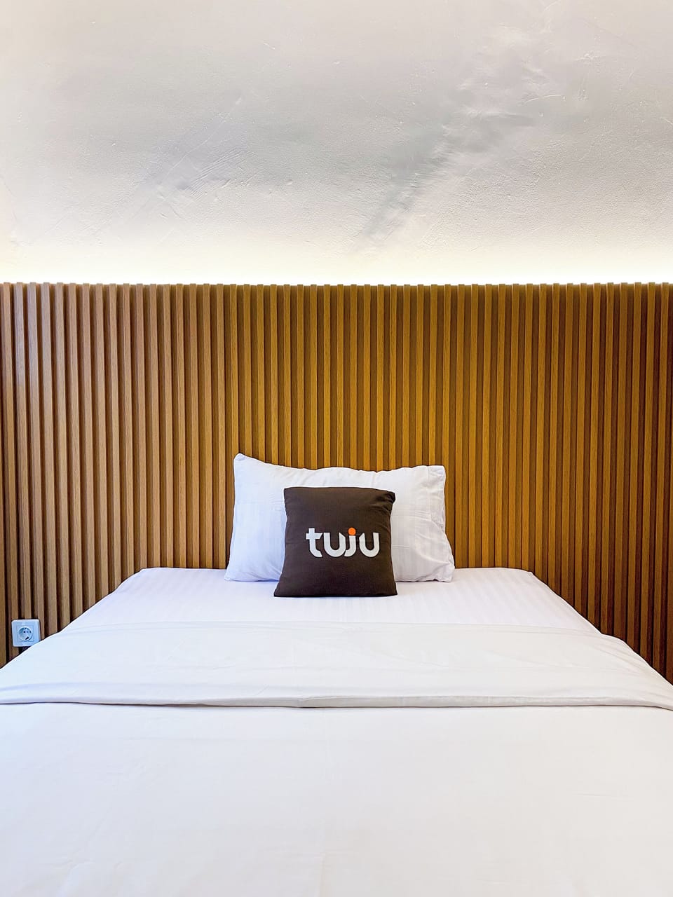 Superior Single Room | Desk, free WiFi
