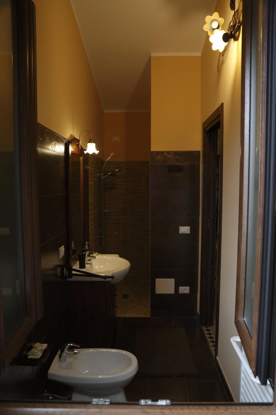 Deep soaking tub, rainfall showerhead, free toiletries, hair dryer