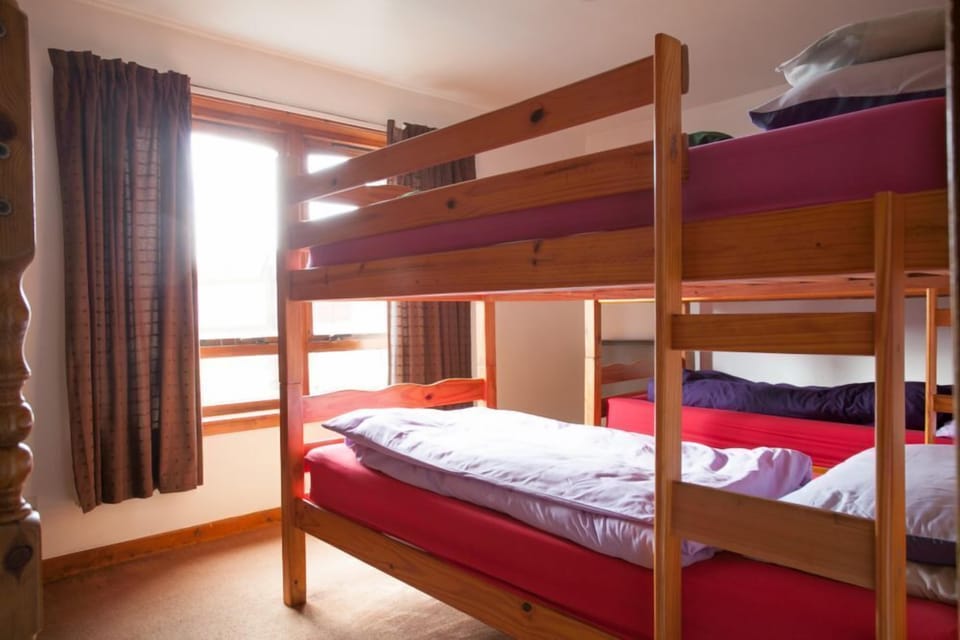 Blacksmith Hostel Room 1,2 & 3 | Blackout drapes, bed sheets