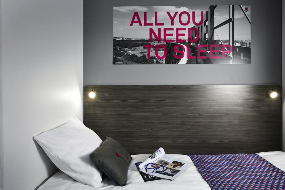 Desk, blackout drapes, free WiFi, bed sheets