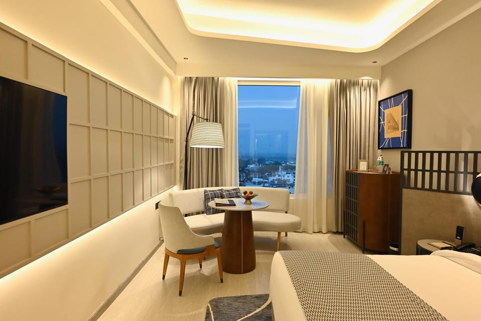 Modern Luxury Rooms (Newly Renovated) | Egyptian cotton sheets, premium bedding, minibar, in-room safe