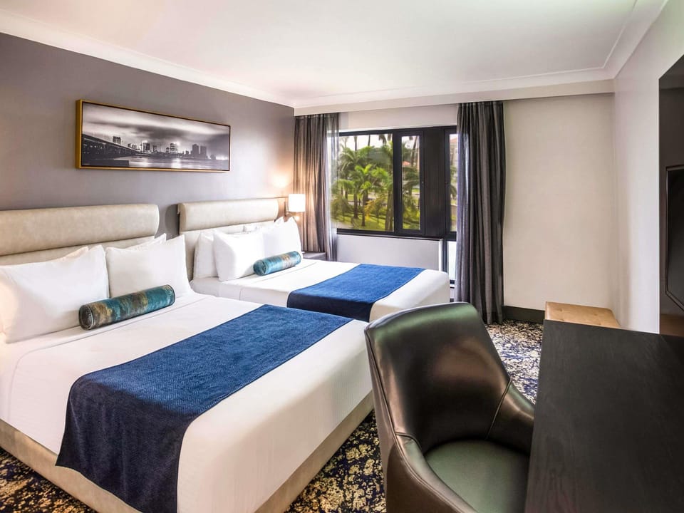 Premium bedding, minibar, in-room safe, desk