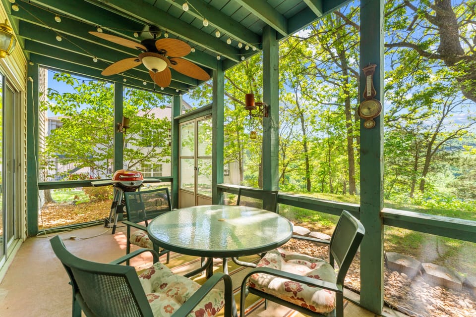 Condo, 2 Bedrooms | Outdoor dining