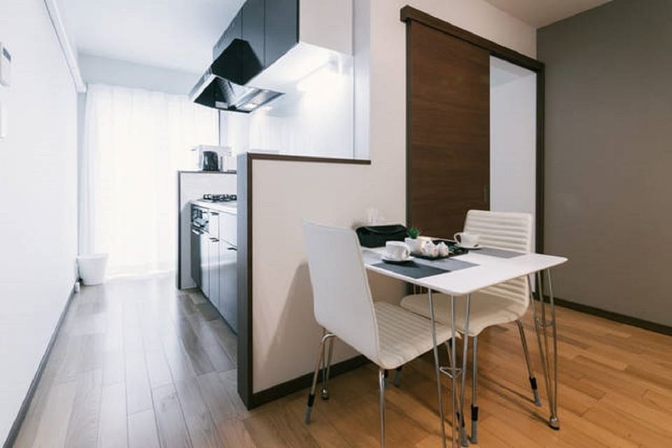 Standard Apartment, Non Smoking | In-room dining