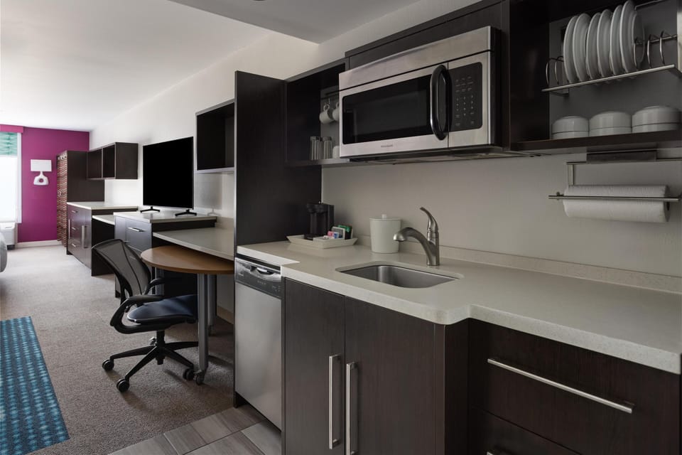 Studio, 2 Queen Beds, Non Smoking | Private kitchen | Fridge, microwave, dishwasher, cookware/dishes/utensils