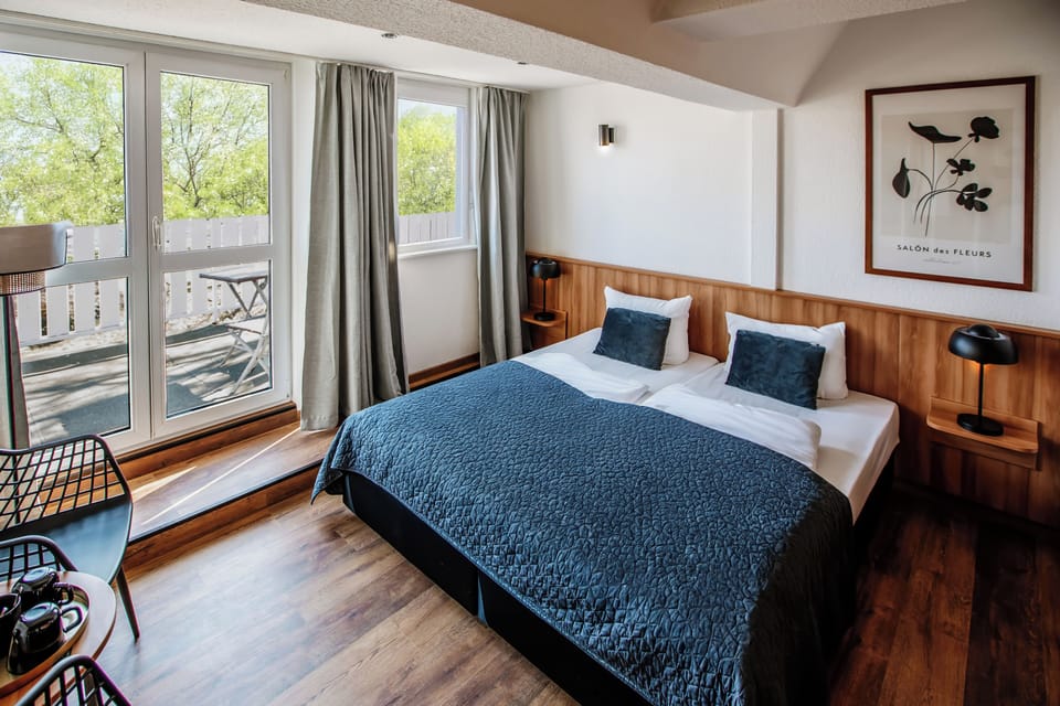 Classic Double Room, 1 Bedroom, Non Smoking | Hypo-allergenic bedding, in-room safe, desk, free WiFi