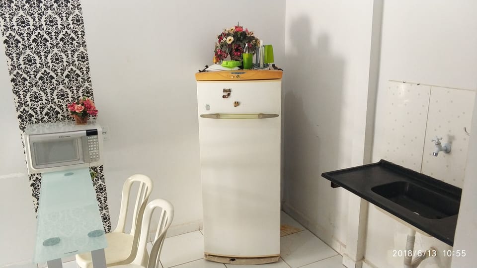 Family Apartment | Private kitchenette | Fridge